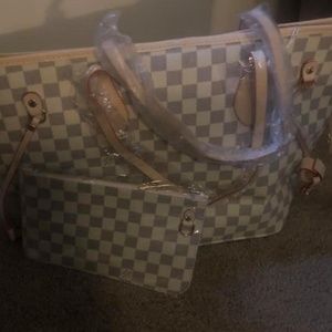 Nwt white hand bag